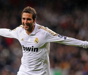 开云体育官网-欧冠半决赛之夜，莫兰特全程高能输出，当欧洲绿茵遇见孟菲斯狂澜