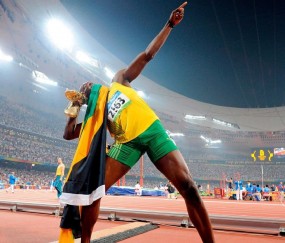 开云APP-突尼斯正面击溃国际米兰，当足球与篮球在奇迹的十字路口相遇