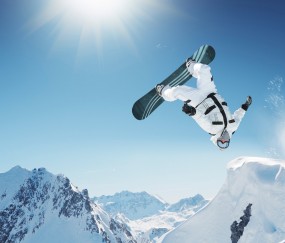 开云体育平台APP-当引擎轰鸣遇上篮球绝杀，F1与NBA的终极对决哲学