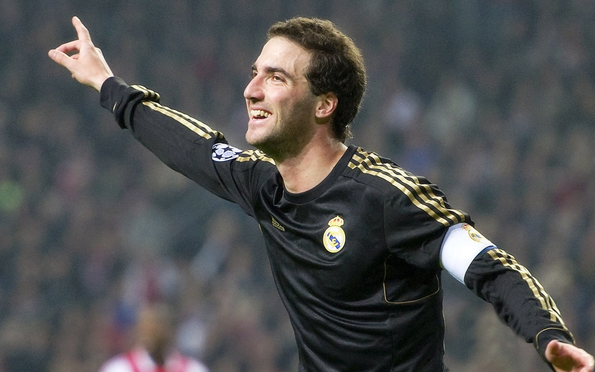 劳塔罗一剑封喉，巴黎圣日耳曼的欧冠梦碎于都灵之夜