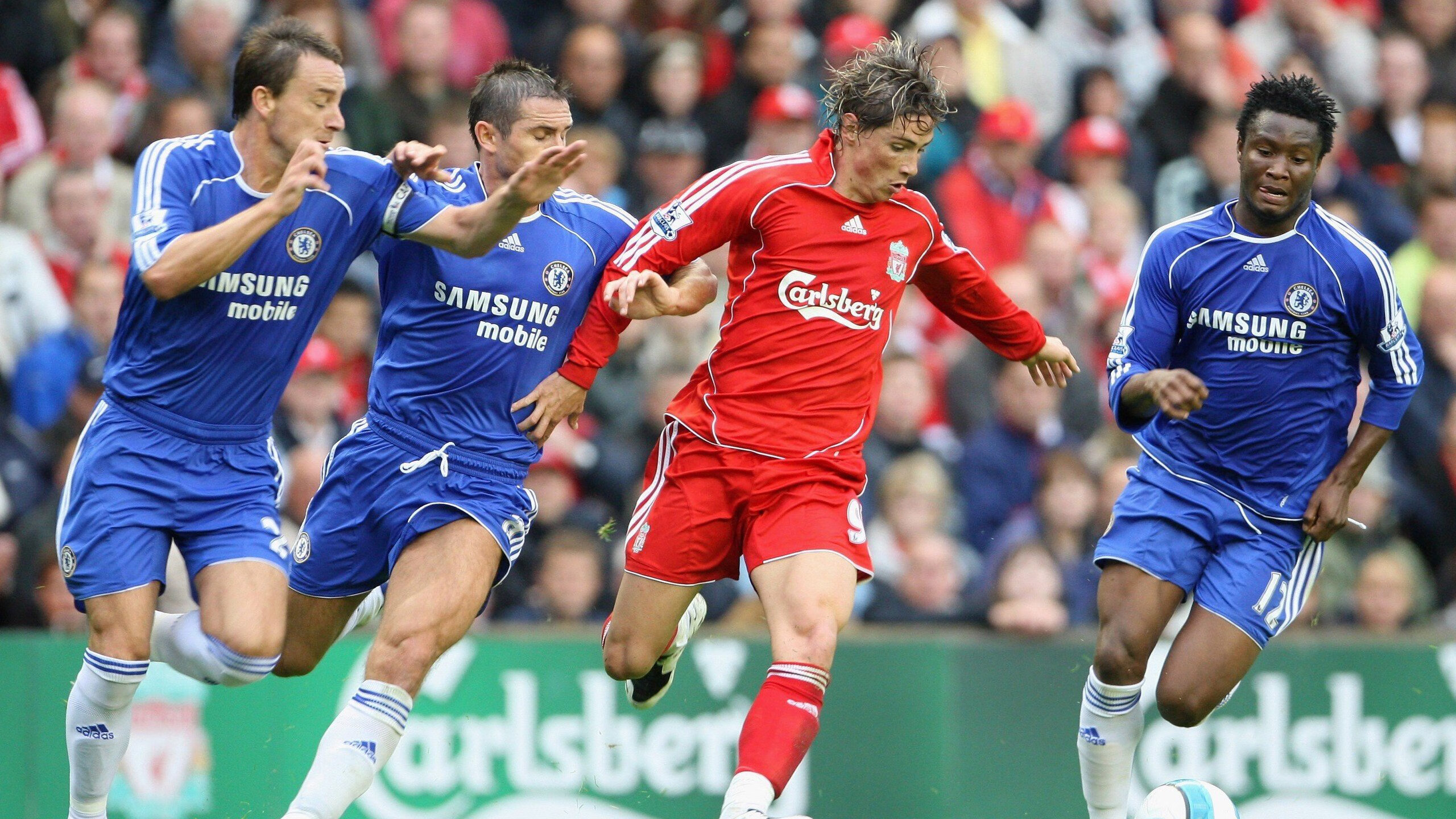 赛道与球场，当F1年度争冠焦点战遇上上海队一波带走老鹰