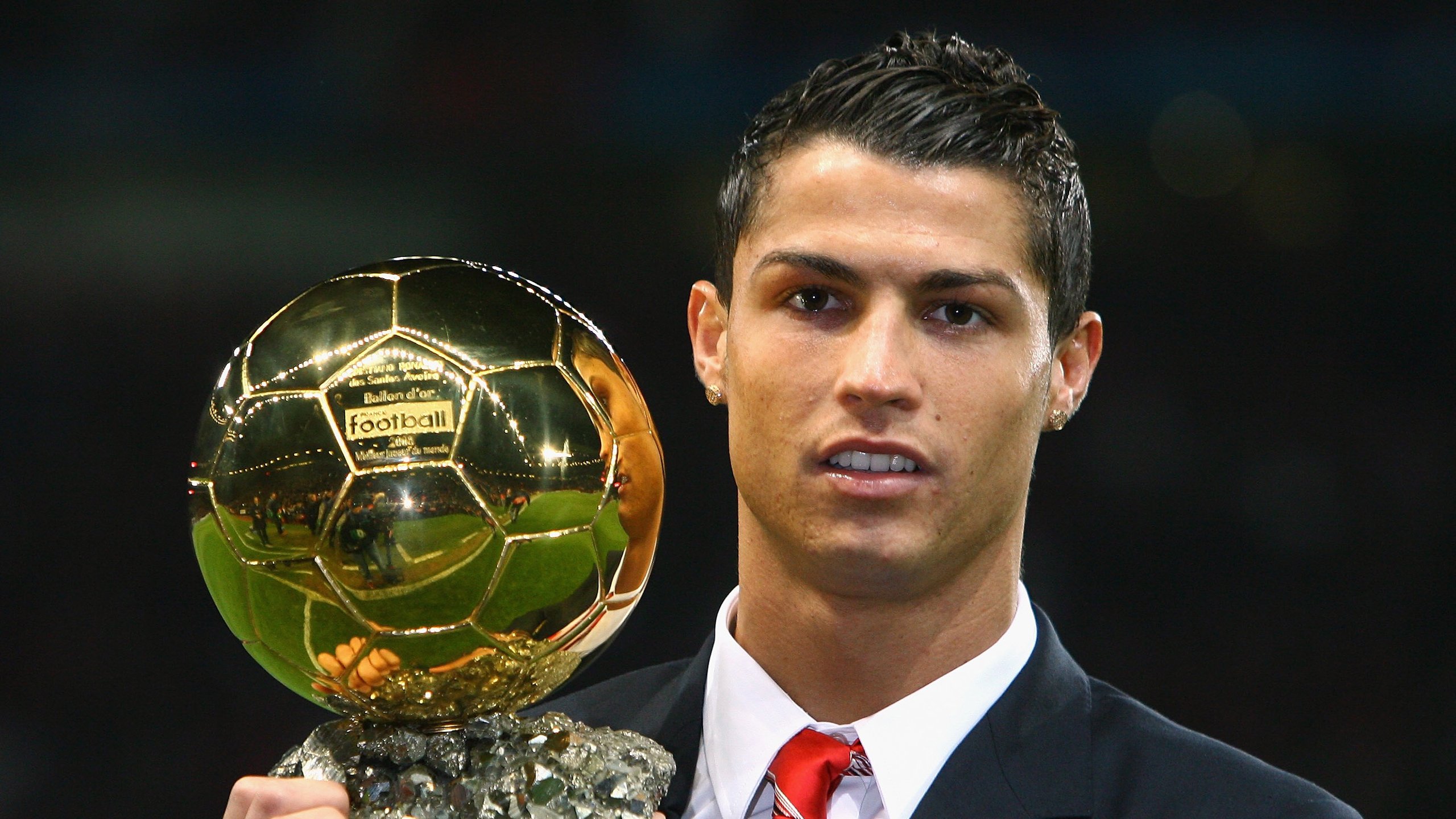 世界排名争夺战之夜，阿坎吉，那道划破喧嚣的沉默闪电